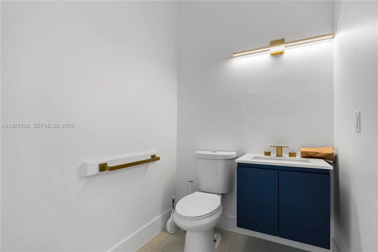 10421 Nw 28th St D106, Doral, Florida 33172, Doral, Florida 33172, ,Commercial Sale,For Sale,10421 Nw 28th St D106, Doral, Florida 33172,A11921588