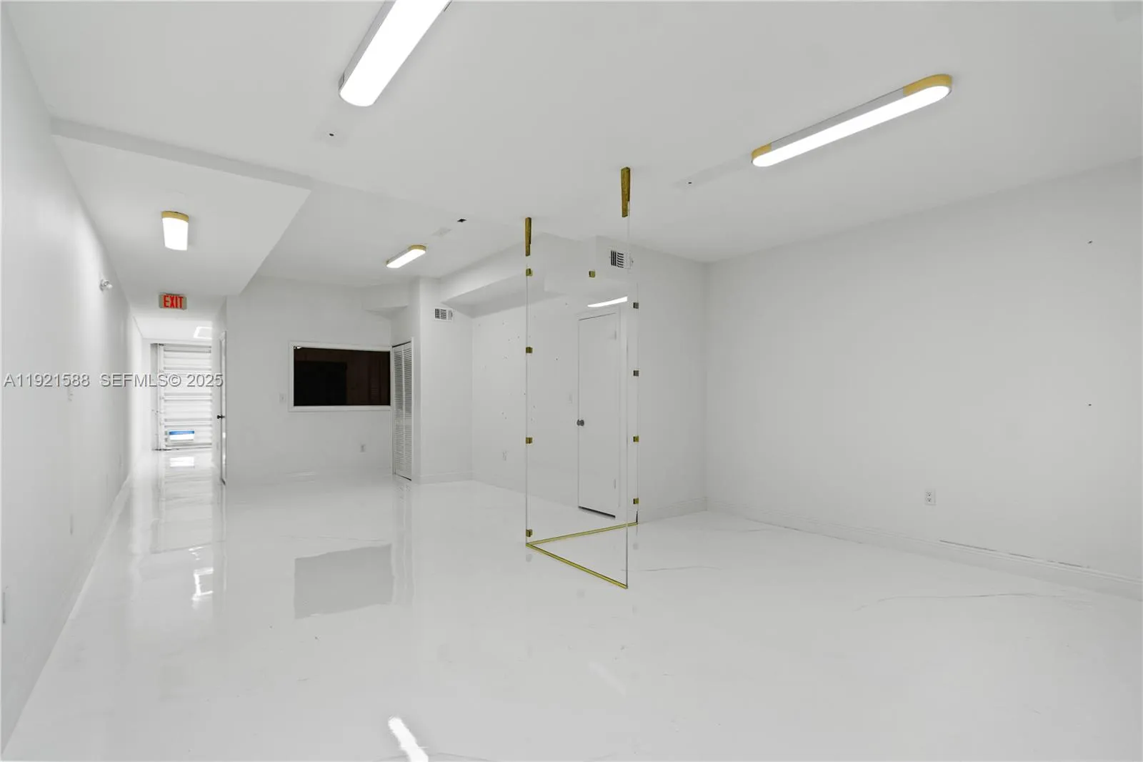 10421 Nw 28th St D106, Doral, Florida 33172, Doral, Florida 33172, ,Commercial Sale,For Sale,10421 Nw 28th St D106, Doral, Florida 33172,A11921588