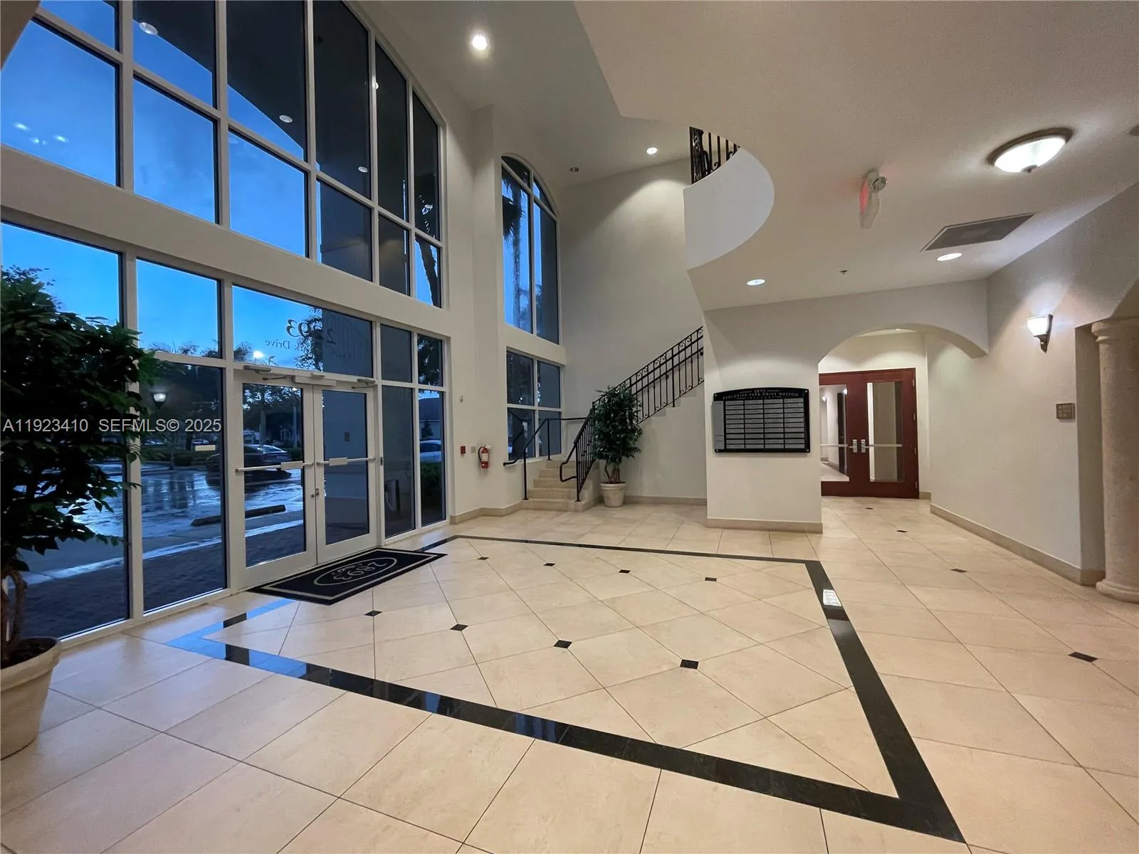 2893 Executive Park Dr 104, Weston, Florida 33331, Weston, Florida 33331, ,Commercial Lease,For Rent,2893 Executive Park Dr 104, Weston, Florida 33331,A11923410
