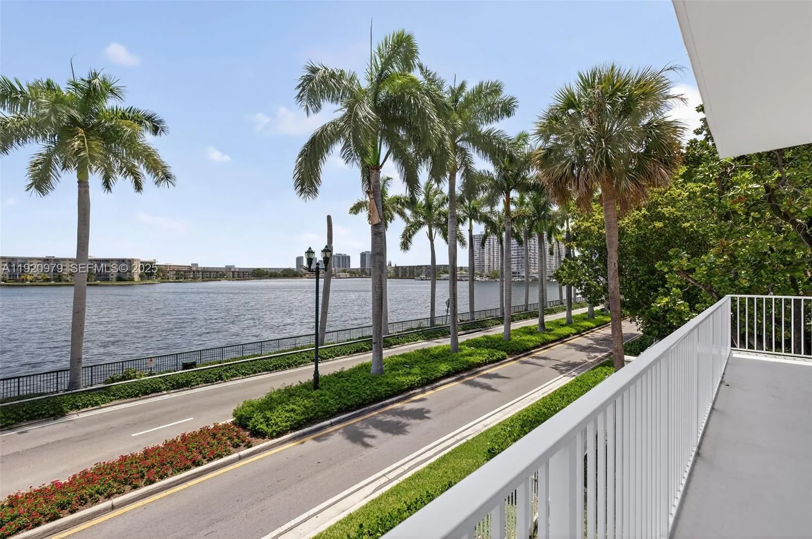 2851 Ne 183rd St 216e, Aventura, Florida 33160, Aventura, Florida 33160, 2 Bedrooms Bedrooms, ,2 BathroomsBathrooms,Residential,For Sale,2851 Ne 183rd St 216e, Aventura, Florida 33160,A11920979