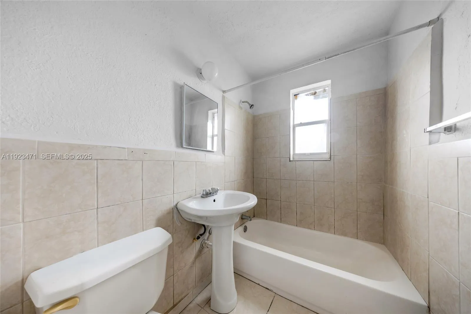 6020 Nw 13th Ave, Miami, Florida 33142, Miami, Florida 33142, ,Commercial Sale,For Sale,6020 Nw 13th Ave, Miami, Florida 33142,A11923471