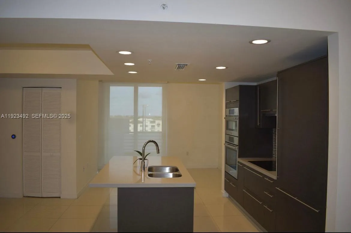 Doral, Florida 33178, Doral, Florida 33178, 1 Bedroom Bedrooms, ,1 BathroomBathrooms,Residential,For Sale, Doral, Florida 33178,A11923492