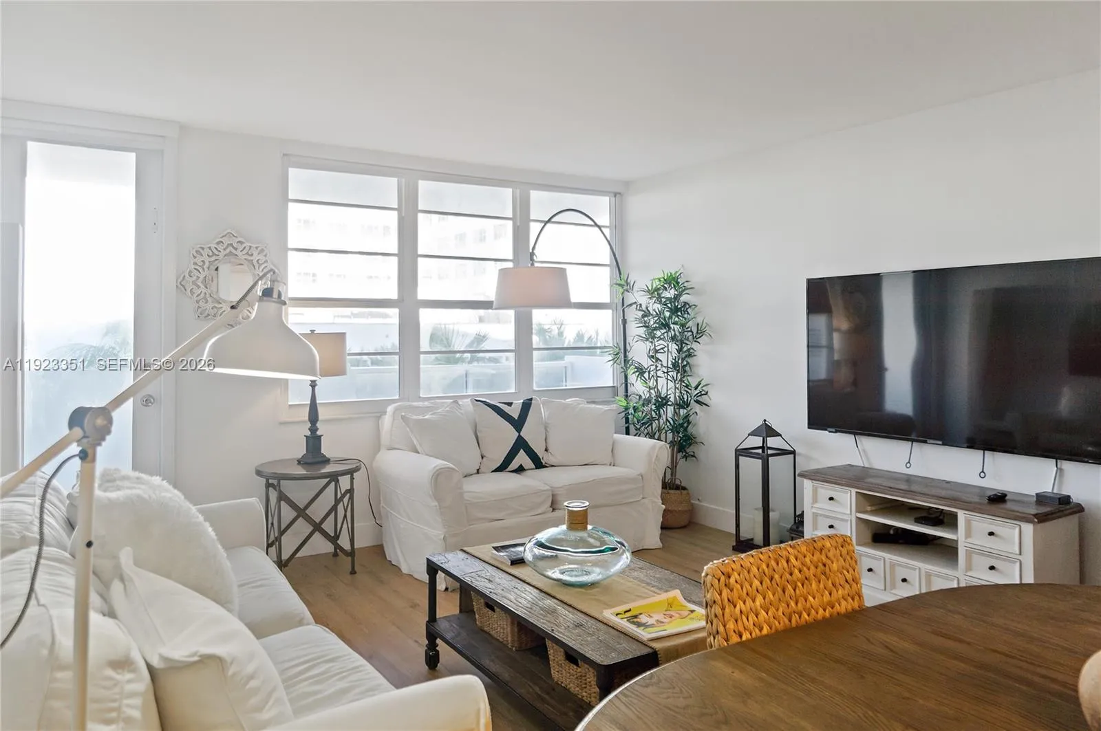 100 Lincoln Rd 410, Miami Beach, Florida 33139, Miami Beach, Florida 33139, 1 Bedroom Bedrooms, ,1 BathroomBathrooms,Residential Lease,For Rent,100 Lincoln Rd 410, Miami Beach, Florida 33139,A11923351