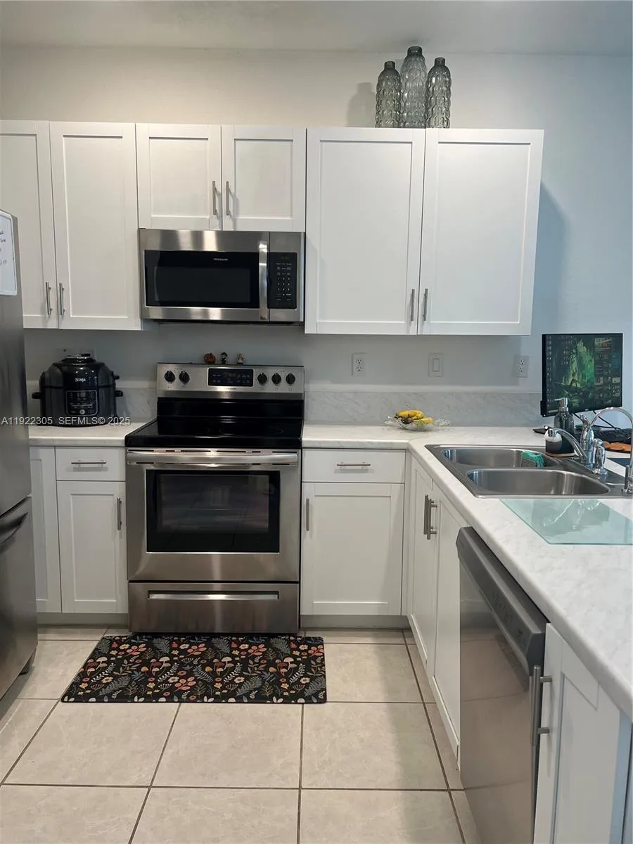 1200 Se 26th Ter, Homestead, Florida 33035, Homestead, Florida 33035, 3 Bedrooms Bedrooms, ,2 BathroomsBathrooms,Residential,For Sale,1200 Se 26th Ter, Homestead, Florida 33035,A11922305 1200 Se 26th Ter, Homestead, Florida 33035, Homestead, Florida 33035, 3 Bedrooms Bedrooms, ,2 BathroomsBathrooms,Residential,For Sale,1200 Se 26th Ter, Homestead, Florida 33035,A11922305