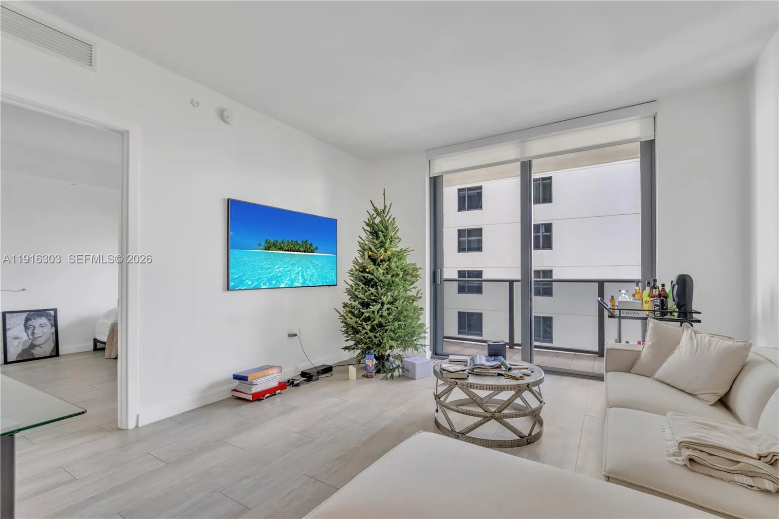 55 Sw 9th St 2610, Miami, Florida 33130, Miami, Florida 33130, 1 Bedroom Bedrooms, ,1 BathroomBathrooms,Residential,For Sale,55 Sw 9th St 2610, Miami, Florida 33130,A11916303