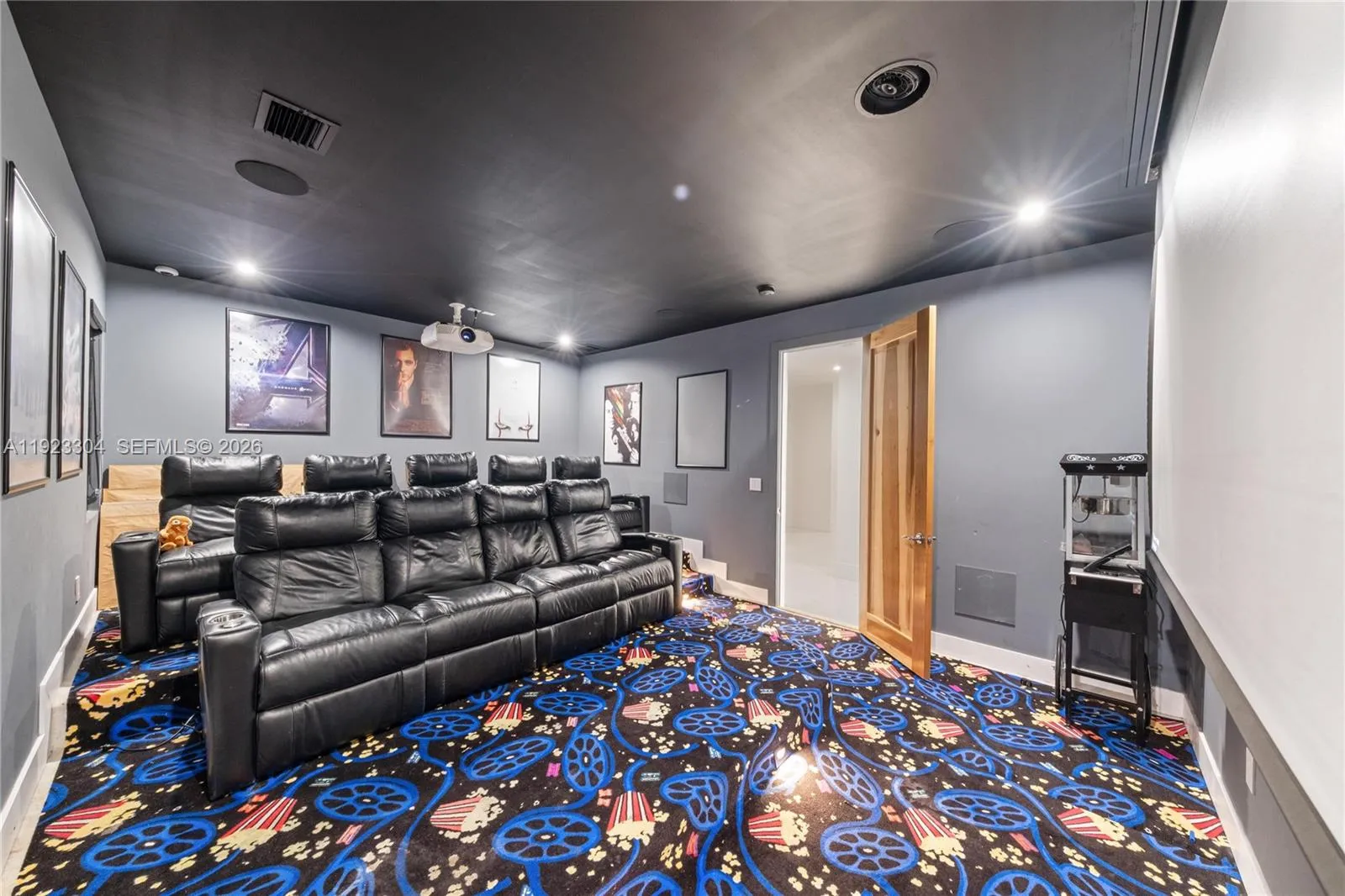 12401 Sw 45th St, Miami, Florida 33175, Miami, Florida 33175, 8 Bedrooms Bedrooms, ,11 BathroomsBathrooms,Residential,For Sale,12401 Sw 45th St, Miami, Florida 33175,A11923304