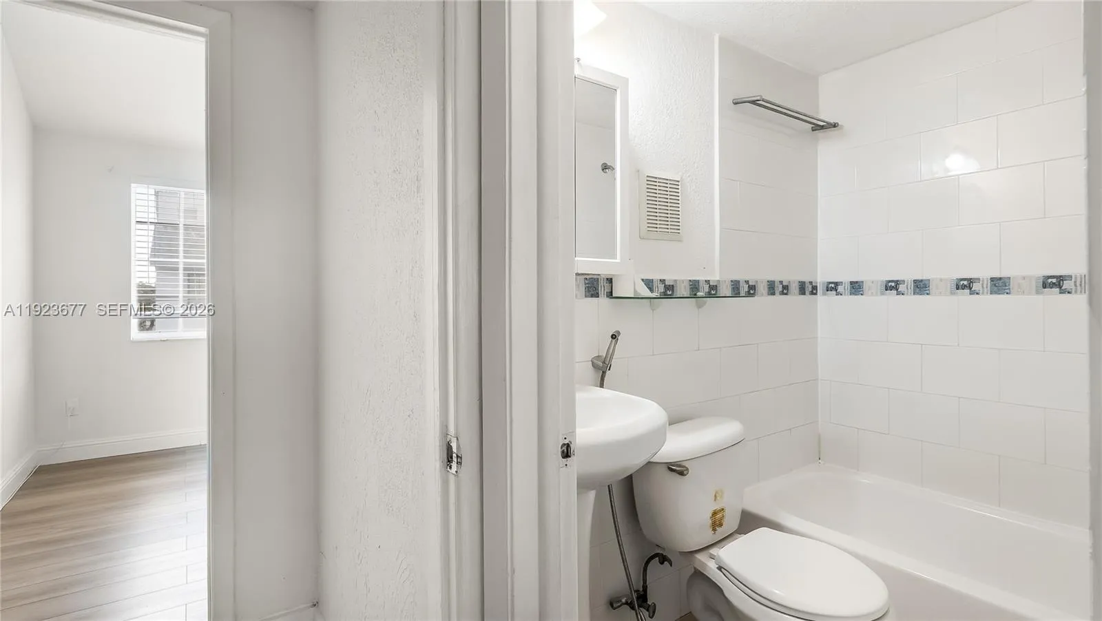 12065 Sw 18th St 8-49, Miami, Florida 33175, Miami, Florida 33175, 3 Bedrooms Bedrooms, ,2 BathroomsBathrooms,Residential Lease,For Rent,12065 Sw 18th St 8-49, Miami, Florida 33175,A11923677