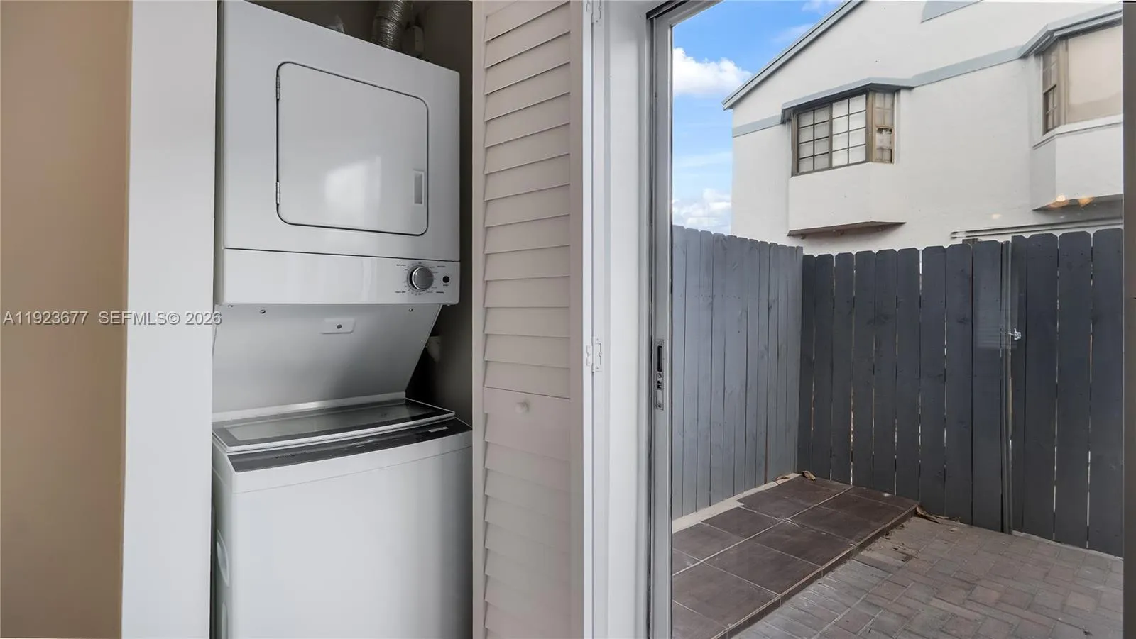 12065 Sw 18th St 8-49, Miami, Florida 33175, Miami, Florida 33175, 3 Bedrooms Bedrooms, ,2 BathroomsBathrooms,Residential Lease,For Rent,12065 Sw 18th St 8-49, Miami, Florida 33175,A11923677