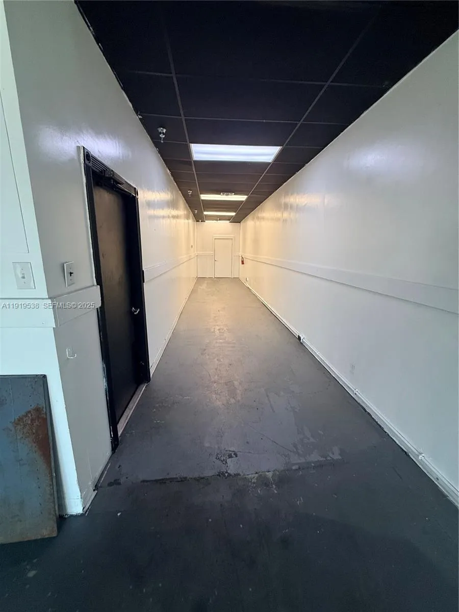 7685 Pines Blvd, Pembroke Pines, Florida 33024, Pembroke Pines, Florida 33024, ,Commercial Lease,For Rent,7685 Pines Blvd, Pembroke Pines, Florida 33024,A11919538