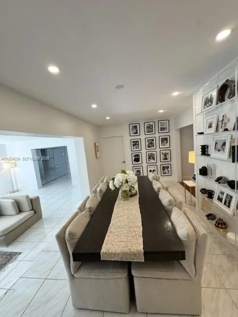 1558 Sevilla Ave, Coral Gables, Florida 33134, Coral Gables, Florida 33134, 4 Bedrooms Bedrooms, ,3 BathroomsBathrooms,Residential,For Sale,1558 Sevilla Ave, Coral Gables, Florida 33134,A11924089
