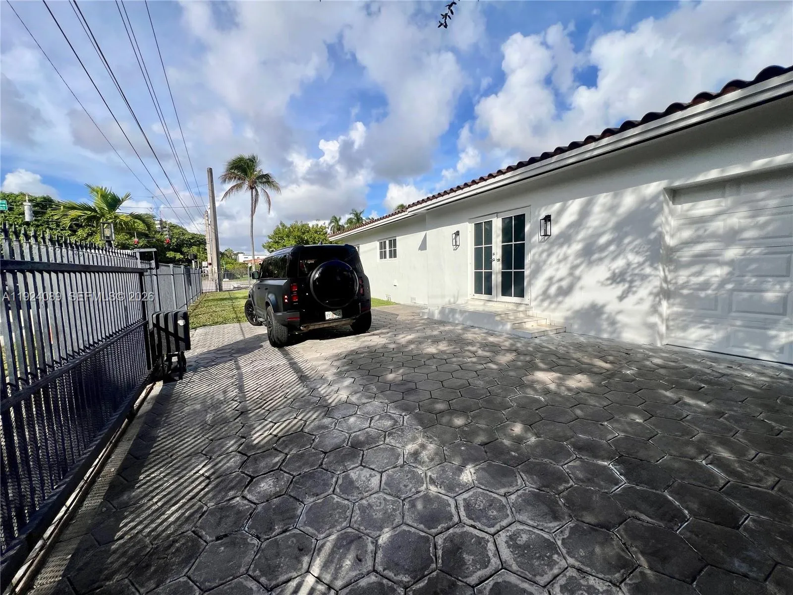 1558 Sevilla Ave, Coral Gables, Florida 33134, Coral Gables, Florida 33134, 4 Bedrooms Bedrooms, ,3 BathroomsBathrooms,Residential,For Sale,1558 Sevilla Ave, Coral Gables, Florida 33134,A11924089