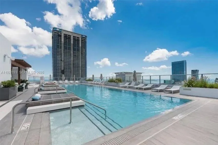 1010 Sw 2nd Ave 1810, Miami, Florida 33130, Miami, Florida 33130, 1 Bedroom Bedrooms, ,1 BathroomBathrooms,Residential,For Sale,1010 Sw 2nd Ave 1810, Miami, Florida 33130,A11922193