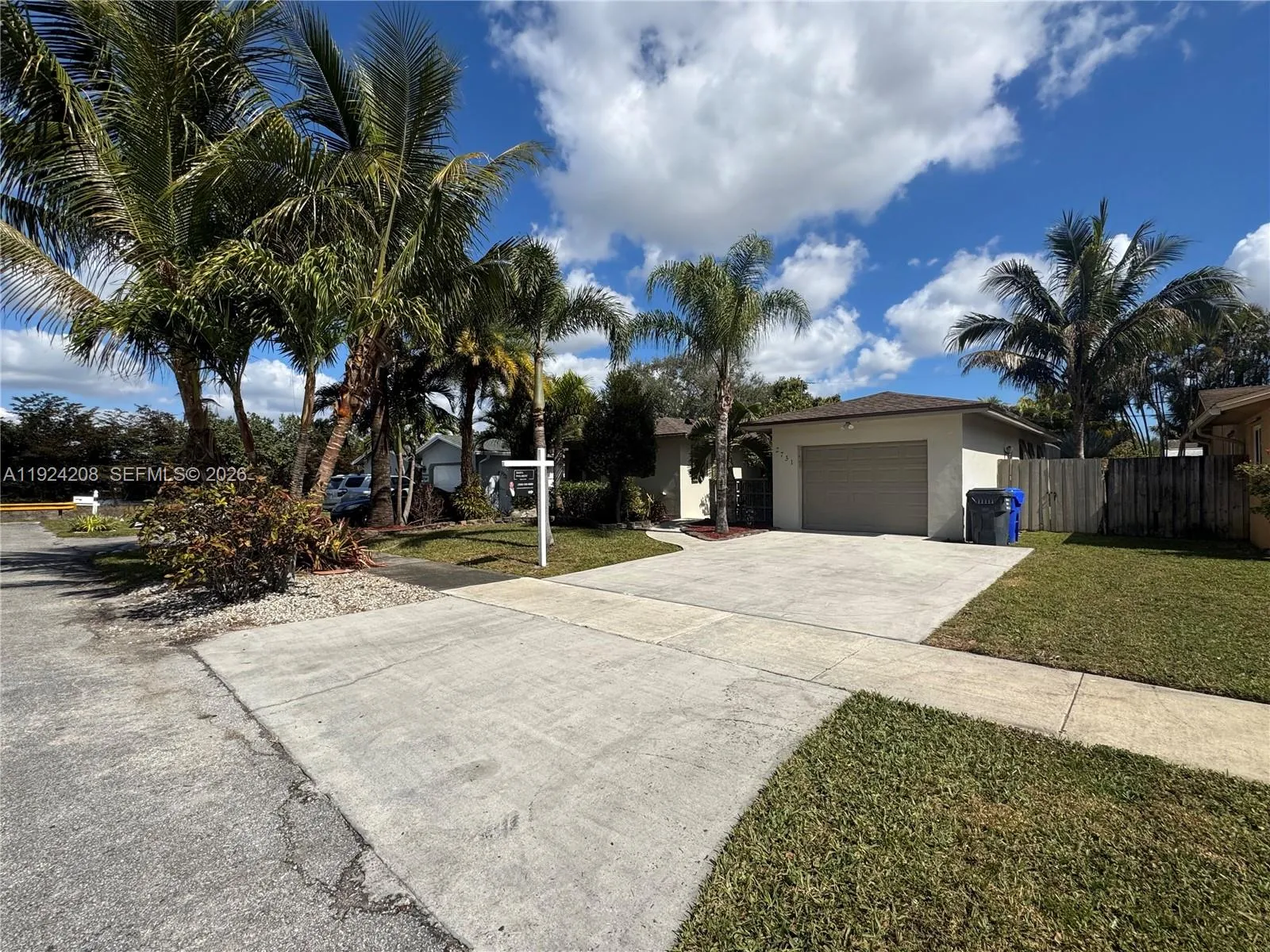2731 N 72nd Way, Hollywood, Florida 33024, Hollywood, Florida 33024, 3 Bedrooms Bedrooms, ,2 BathroomsBathrooms,Residential,For Sale,2731 N 72nd Way, Hollywood, Florida 33024,A11924208