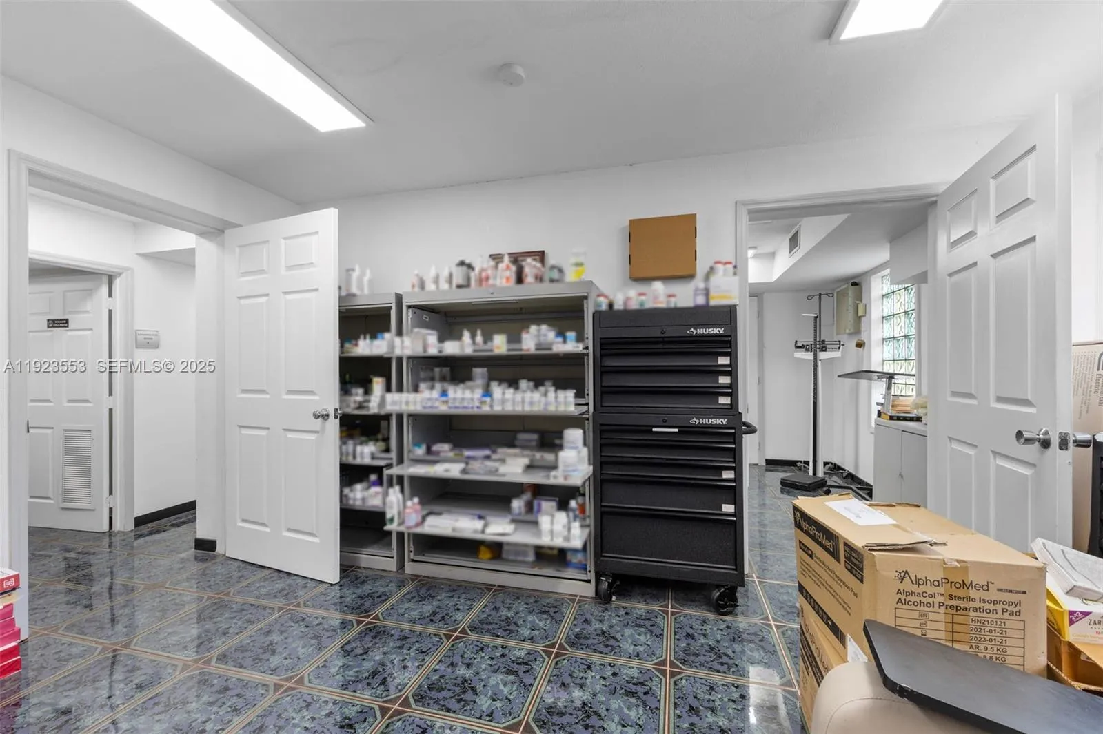 401 E Oakland Park Blvd, Oakland Park, Florida 333, Oakland Park, Florida 33334, ,Commercial Sale,For Sale,401 E Oakland Park Blvd, Oakland Park, Florida 333,A11923553