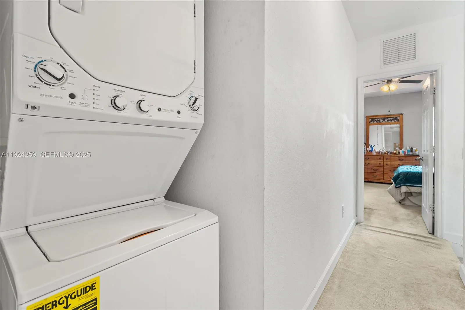 230 Se 29th Ave 12, Homestead, Florida 33033, Homestead, Florida 33033, 2 Bedrooms Bedrooms, ,2 BathroomsBathrooms,Residential Lease,For Rent,230 Se 29th Ave 12, Homestead, Florida 33033,A11924259