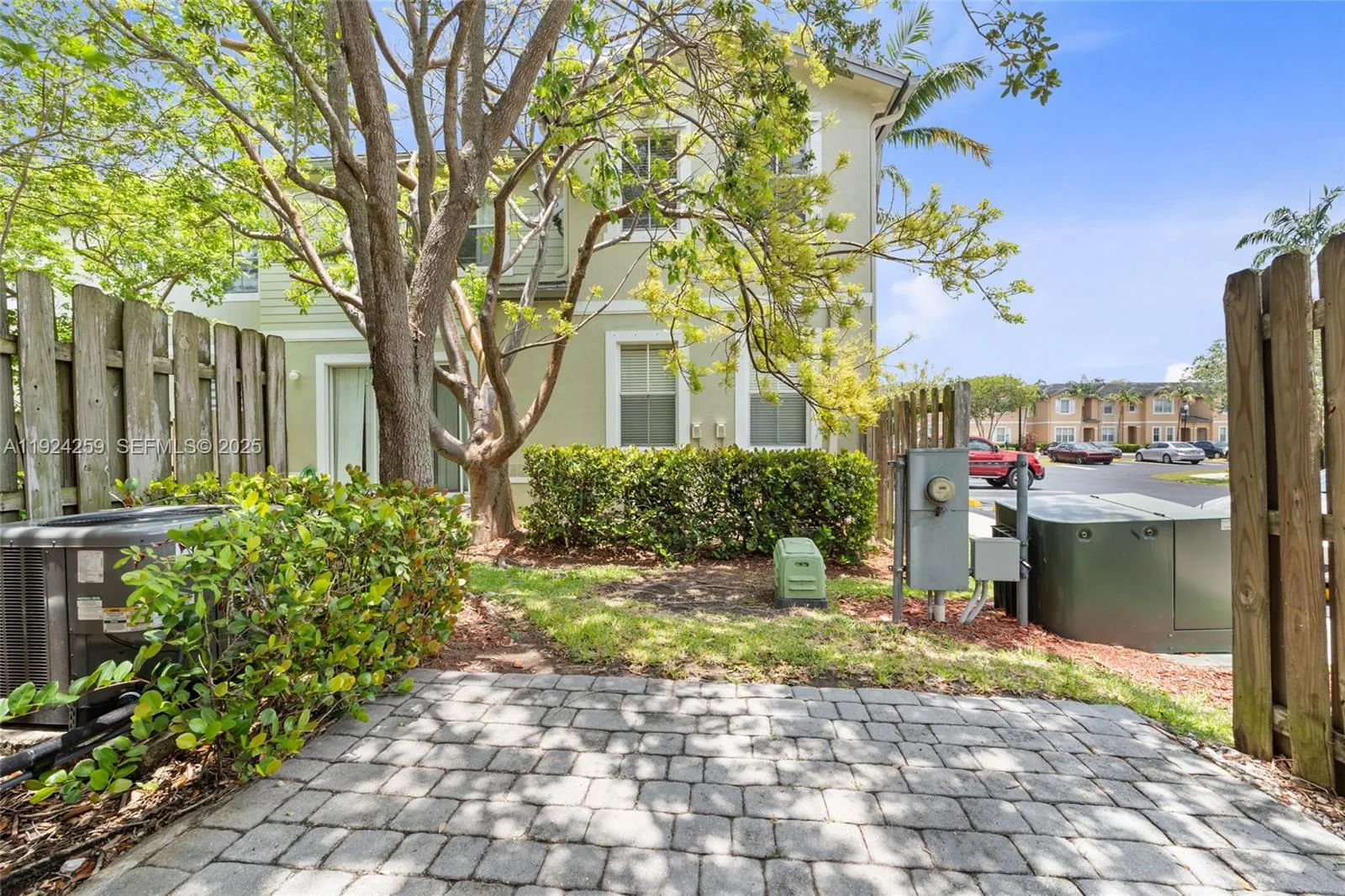 230 Se 29th Ave 12, Homestead, Florida 33033, Homestead, Florida 33033, 2 Bedrooms Bedrooms, ,2 BathroomsBathrooms,Residential Lease,For Rent,230 Se 29th Ave 12, Homestead, Florida 33033,A11924259