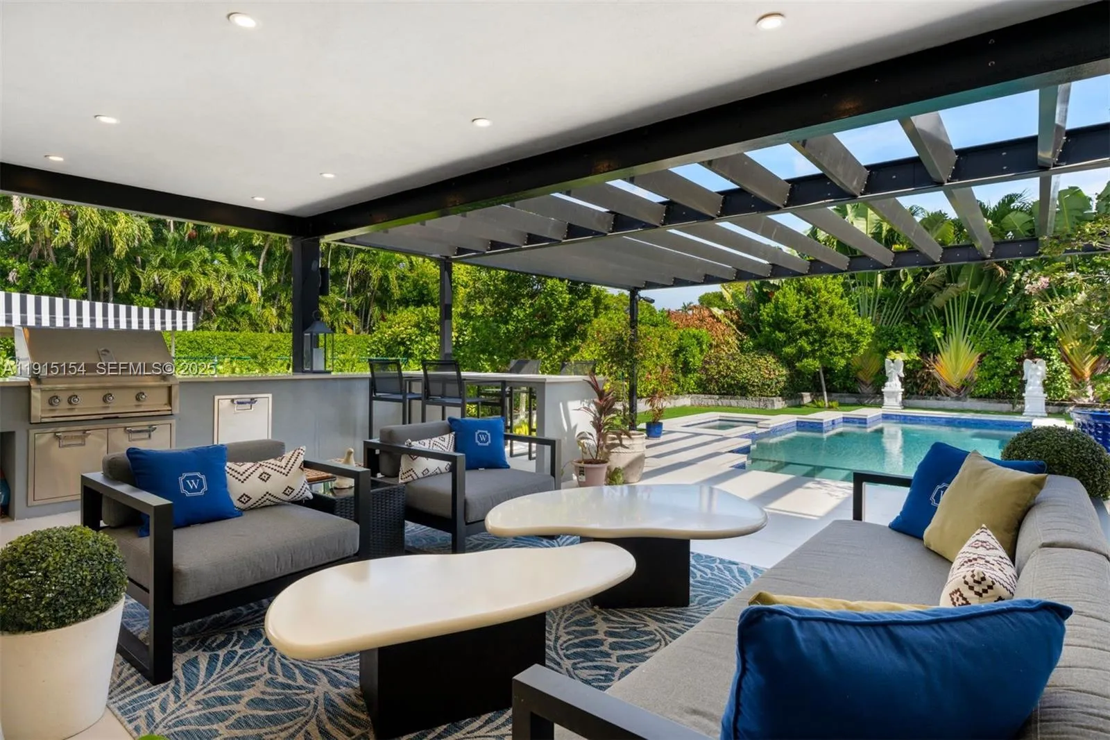 795 Lakeview Dr, Miami Beach, Florida 33140, Miami Beach, Florida 33140, 5 Bedrooms Bedrooms, ,6 BathroomsBathrooms,Residential,For Sale,795 Lakeview Dr, Miami Beach, Florida 33140,A11915154