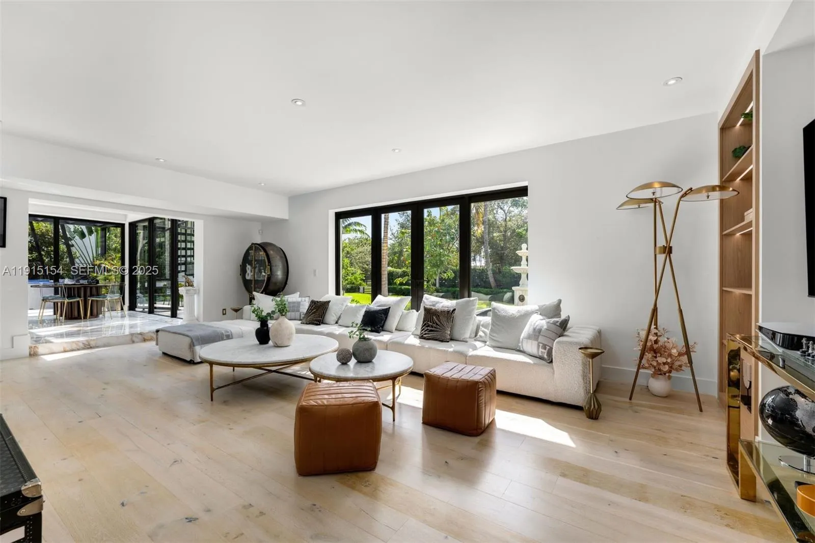 795 Lakeview Dr, Miami Beach, Florida 33140, Miami Beach, Florida 33140, 5 Bedrooms Bedrooms, ,6 BathroomsBathrooms,Residential,For Sale,795 Lakeview Dr, Miami Beach, Florida 33140,A11915154