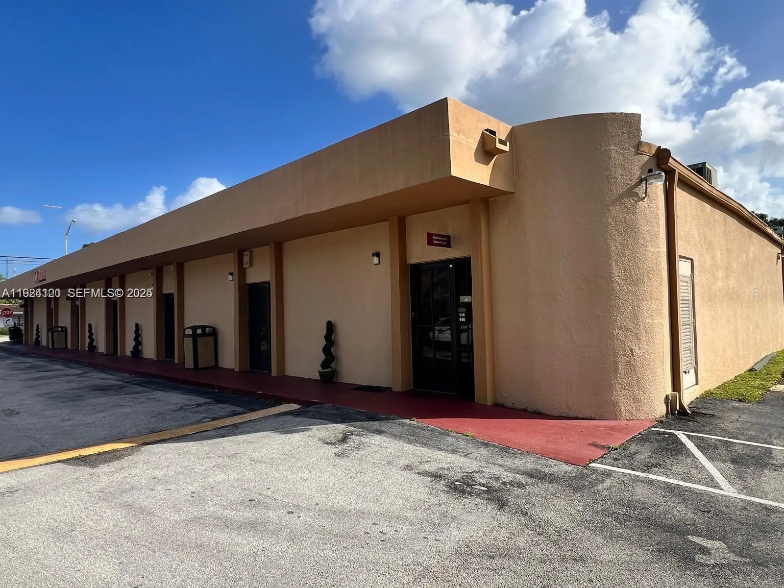 646 Nw 183rd Street, Miami Gardens, Florida 33169, Miami Gardens, Florida 33169, ,Commercial Lease,For Rent,646 Nw 183rd Street, Miami Gardens, Florida 33169,A11924120