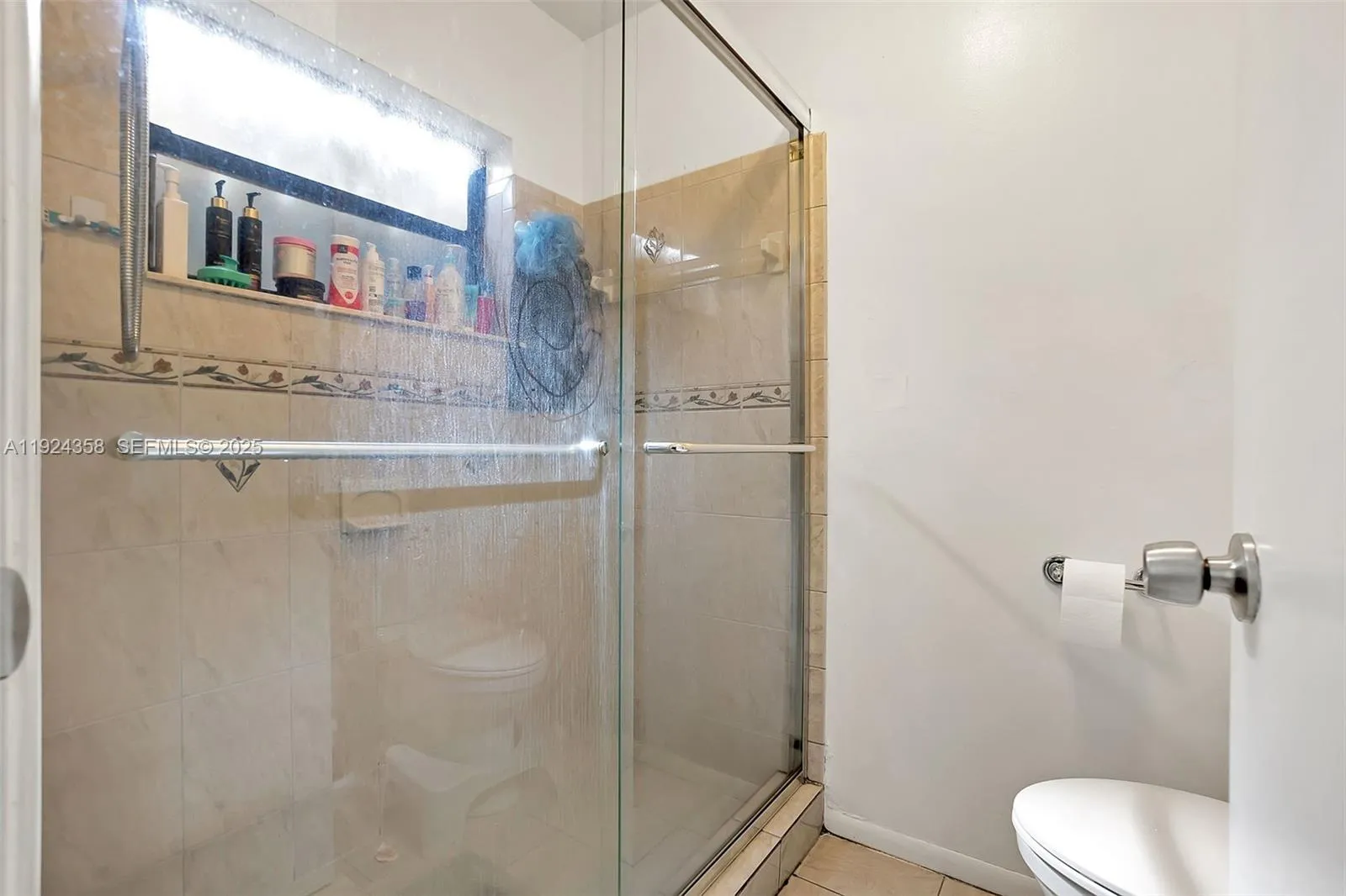 2682 N Nob Hill Rd, Sunrise, Florida 33322, Sunrise, Florida 33322, 2 Bedrooms Bedrooms, ,2 BathroomsBathrooms,Residential,For Sale,2682 N Nob Hill Rd, Sunrise, Florida 33322,A11924358