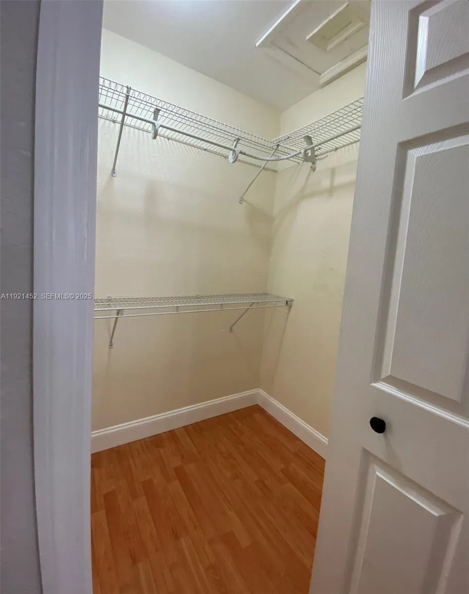 7880 Sw 14th Ter, Miami, Florida 33144, Miami, Florida 33144, 4 Bedrooms Bedrooms, ,3 BathroomsBathrooms,Residential,For Sale,7880 Sw 14th Ter, Miami, Florida 33144,A11921452