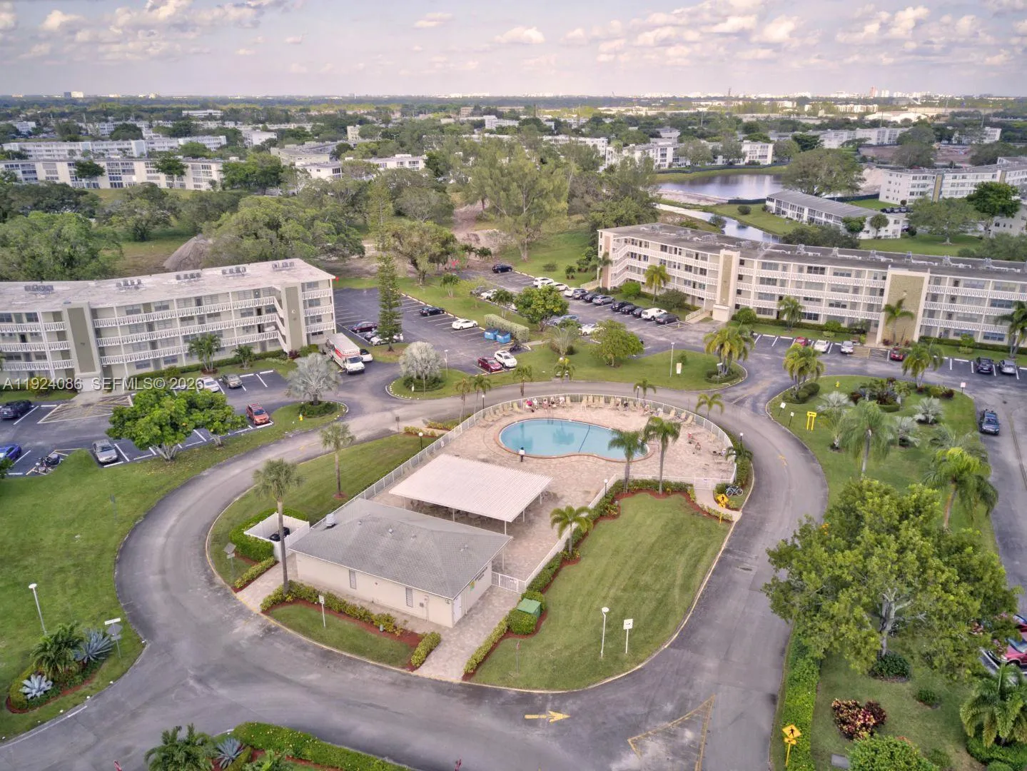 145 Grantham C 145, Deerfield Beach, Florida 33442, Deerfield Beach, Florida 33442, 2 Bedrooms Bedrooms, ,2 BathroomsBathrooms,Residential,For Sale,145 Grantham C 145, Deerfield Beach, Florida 33442,A11924086