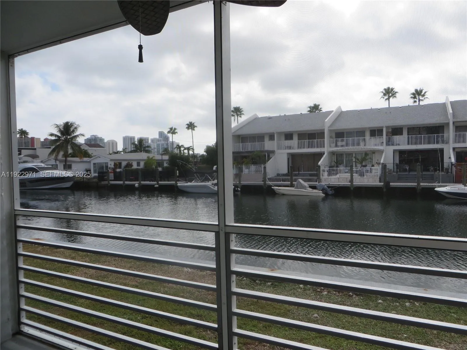 3750 Ne 169th St 102, North Miami Beach, Florida 3, North Miami Beach, Florida 33160, 1 Bedroom Bedrooms, ,1 BathroomBathrooms,Residential,For Sale,3750 Ne 169th St 102, North Miami Beach, Florida 3,A11922971