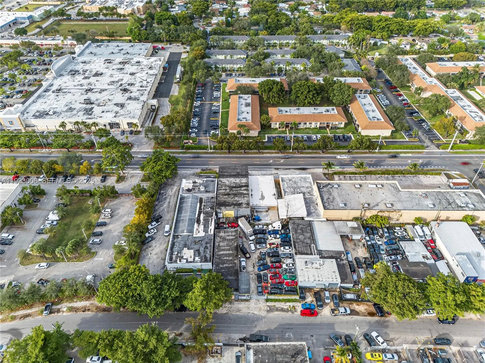 5832 Washington St, Hollywood, Florida 33023, Hollywood, Florida 33023, ,Commercial Sale,For Sale,5832 Washington St, Hollywood, Florida 33023,A11923006