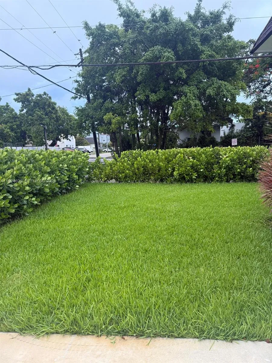 1800 Nw 18th Ter, Miami, Florida 33125, Miami, Florida 33125, ,Residential Income,For Sale,1800 Nw 18th Ter, Miami, Florida 33125,A11924623