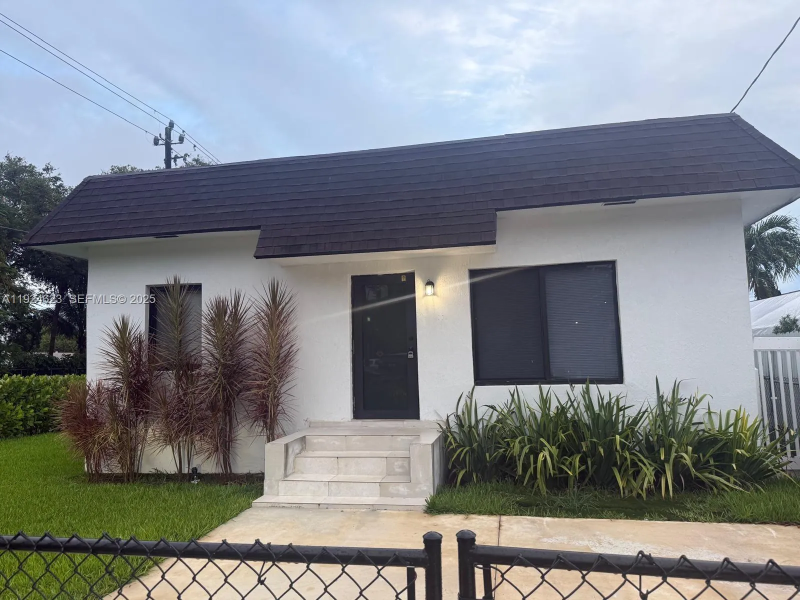1800 Nw 18th Ter, Miami, Florida 33125, Miami, Florida 33125, ,Residential Income,For Sale,1800 Nw 18th Ter, Miami, Florida 33125,A11924623