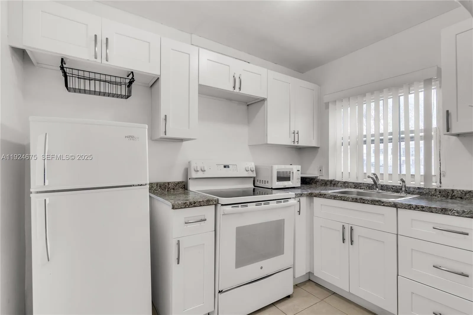 7525 Ne Miami Ct, Miami, Florida 33138, Miami, Florida 33138, ,Residential Income,For Sale,7525 Ne Miami Ct, Miami, Florida 33138,A11924675