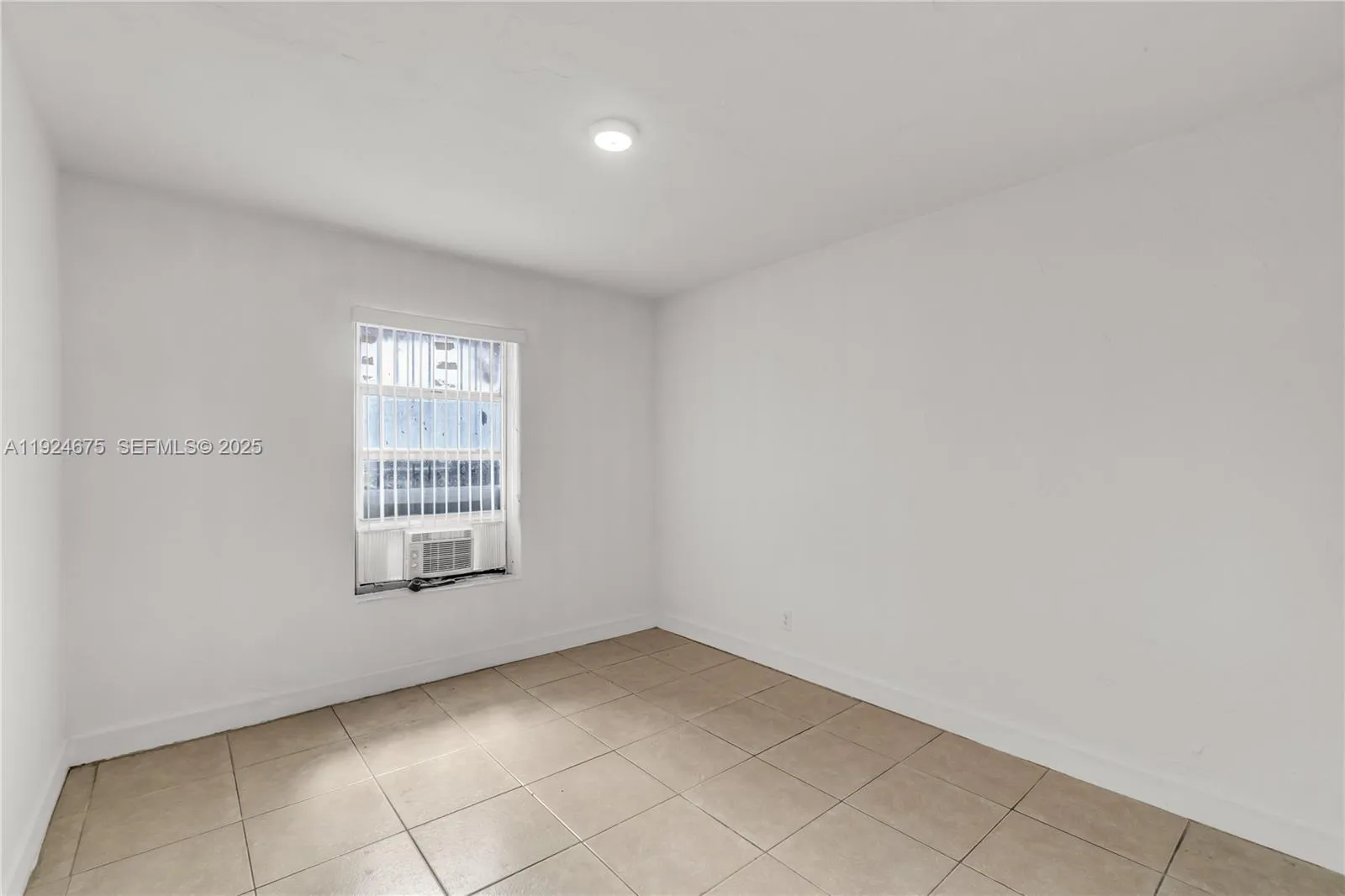 7525 Ne Miami Ct, Miami, Florida 33138, Miami, Florida 33138, ,Residential Income,For Sale,7525 Ne Miami Ct, Miami, Florida 33138,A11924675