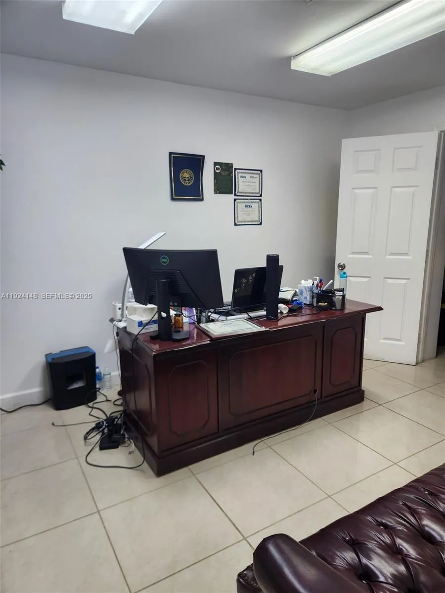 1800 Sw 7th Ave, Pompano Beach, Florida 33060, Pompano Beach, Florida 33060, ,Commercial Sale,For Sale,1800 Sw 7th Ave, Pompano Beach, Florida 33060,A11924148