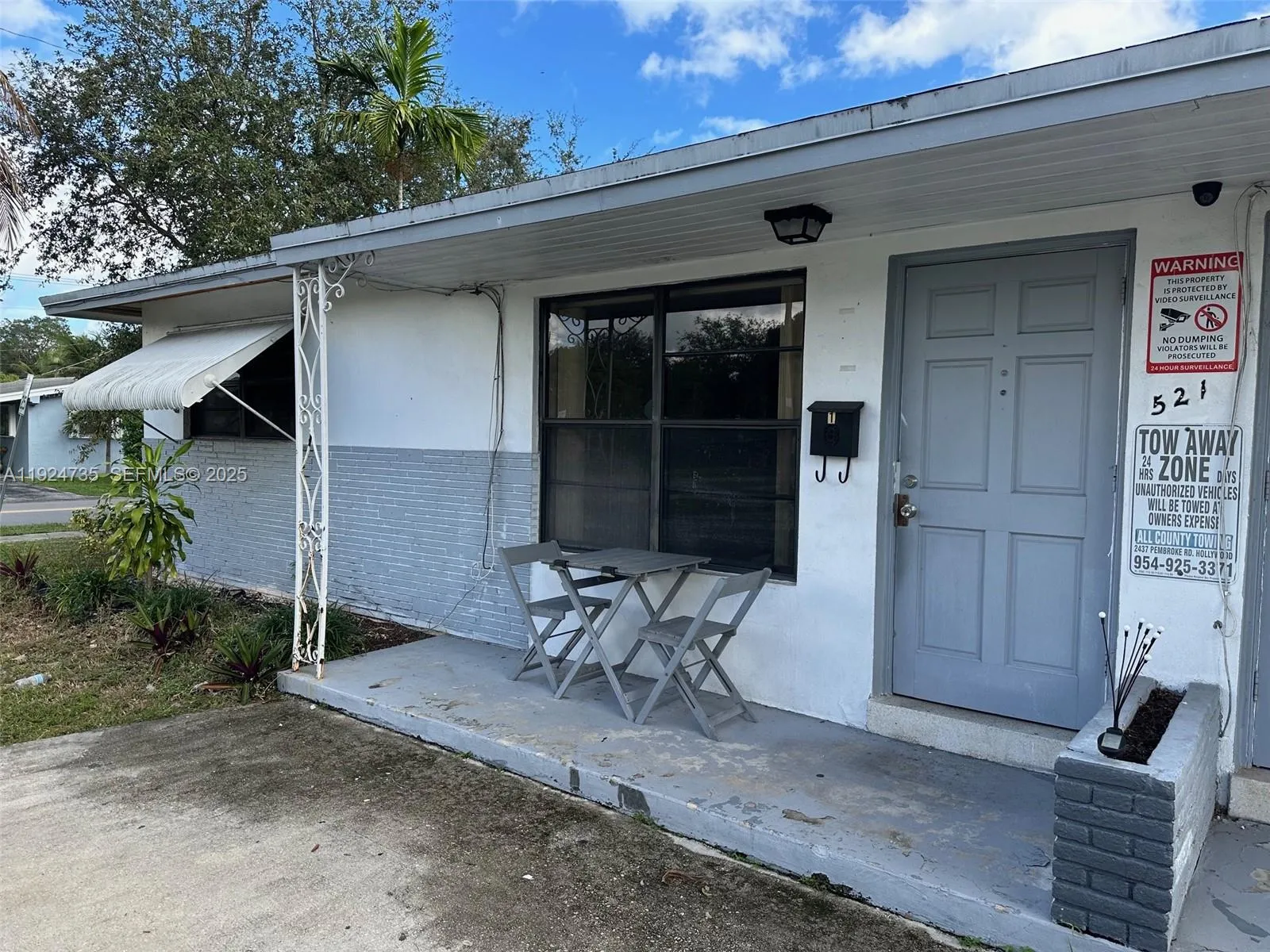 521 Sw 9th St 1, Hallandale Beach, Florida 33009, Hallandale Beach, Florida 33009, 2 Bedrooms Bedrooms, ,1 BathroomBathrooms,Residential Lease,For Rent,521 Sw 9th St 1, Hallandale Beach, Florida 33009,A11924735