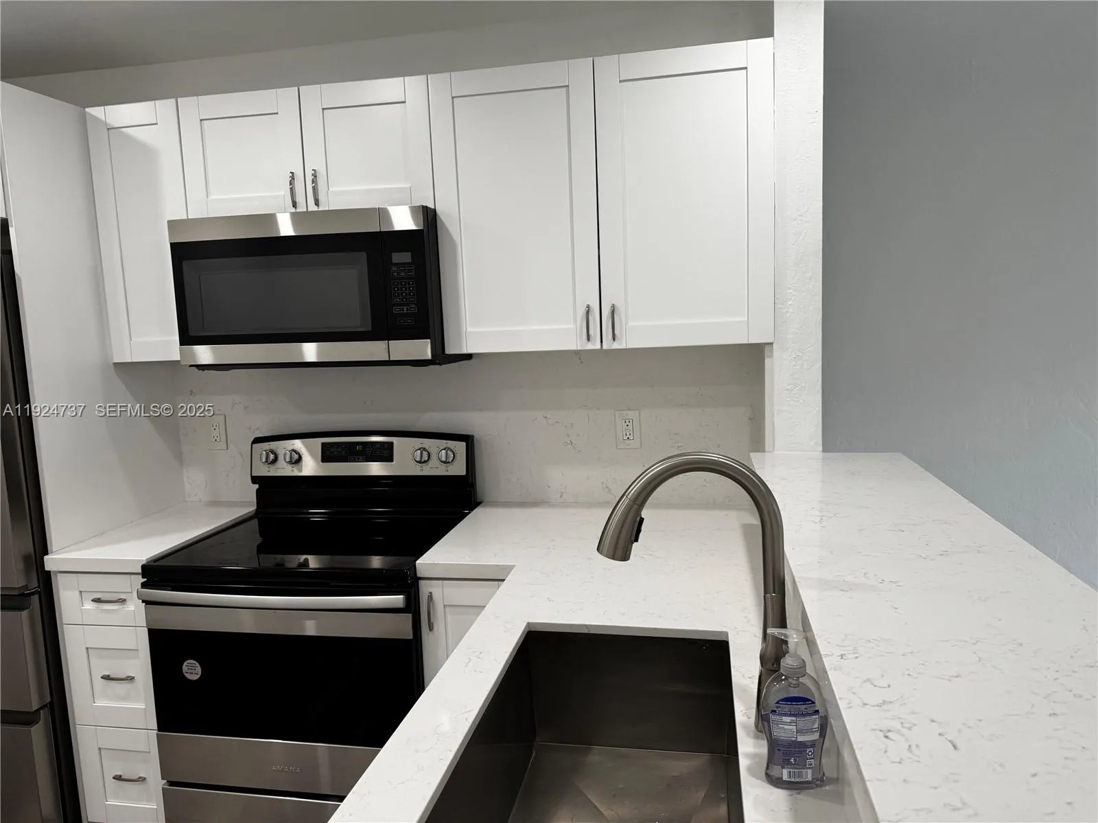 2030 Taylor St, Hollywood, Florida 33020, Hollywood, Florida 33020, ,Residential Income,For Sale,2030 Taylor St, Hollywood, Florida 33020,A11924737