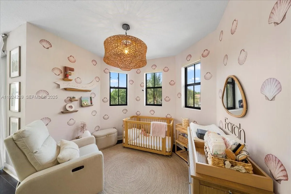 984 Nw 104th Ave, Miami, Florida 33172, Miami, Florida 33172, 5 Bedrooms Bedrooms, ,4 BathroomsBathrooms,Residential,For Sale,984 Nw 104th Ave, Miami, Florida 33172,A11924239