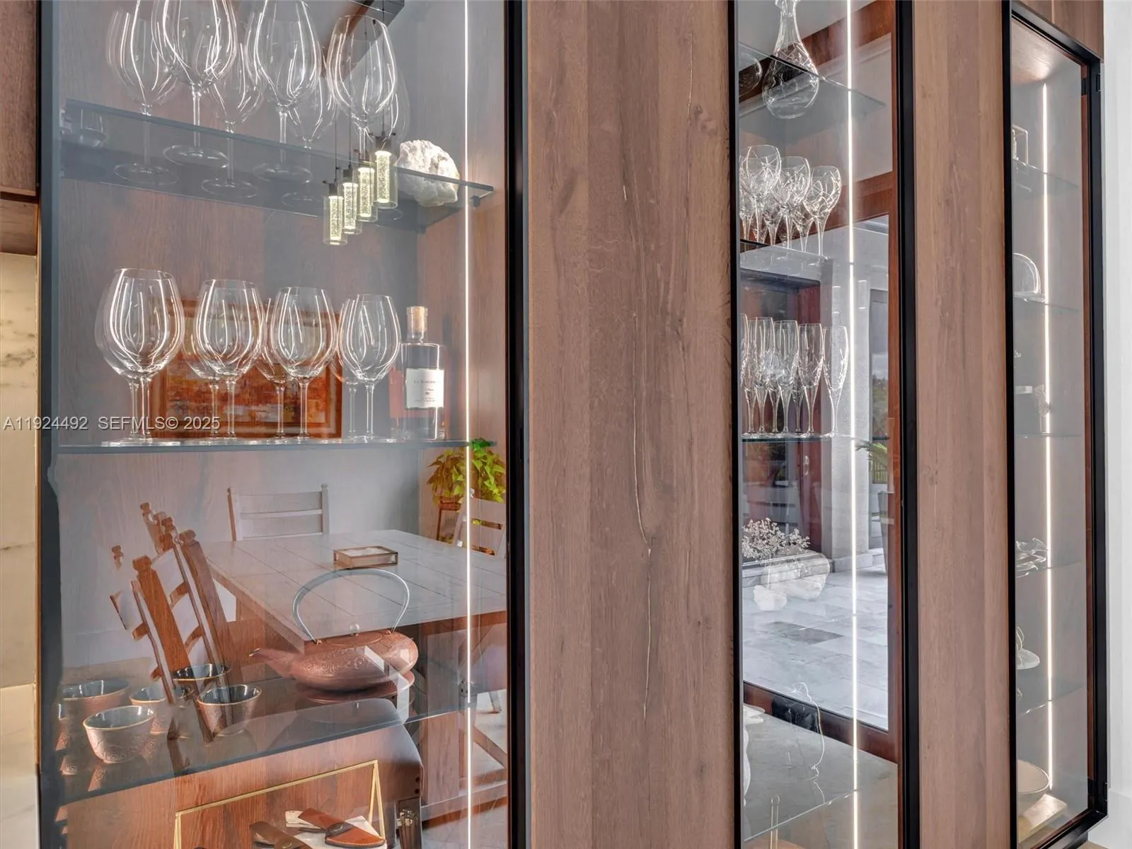 1021 Nw 115th Ave, Plantation, Florida 33323, Plantation, Florida 33323, 6 Bedrooms Bedrooms, ,5 BathroomsBathrooms,Residential,For Sale,1021 Nw 115th Ave, Plantation, Florida 33323,A11924492