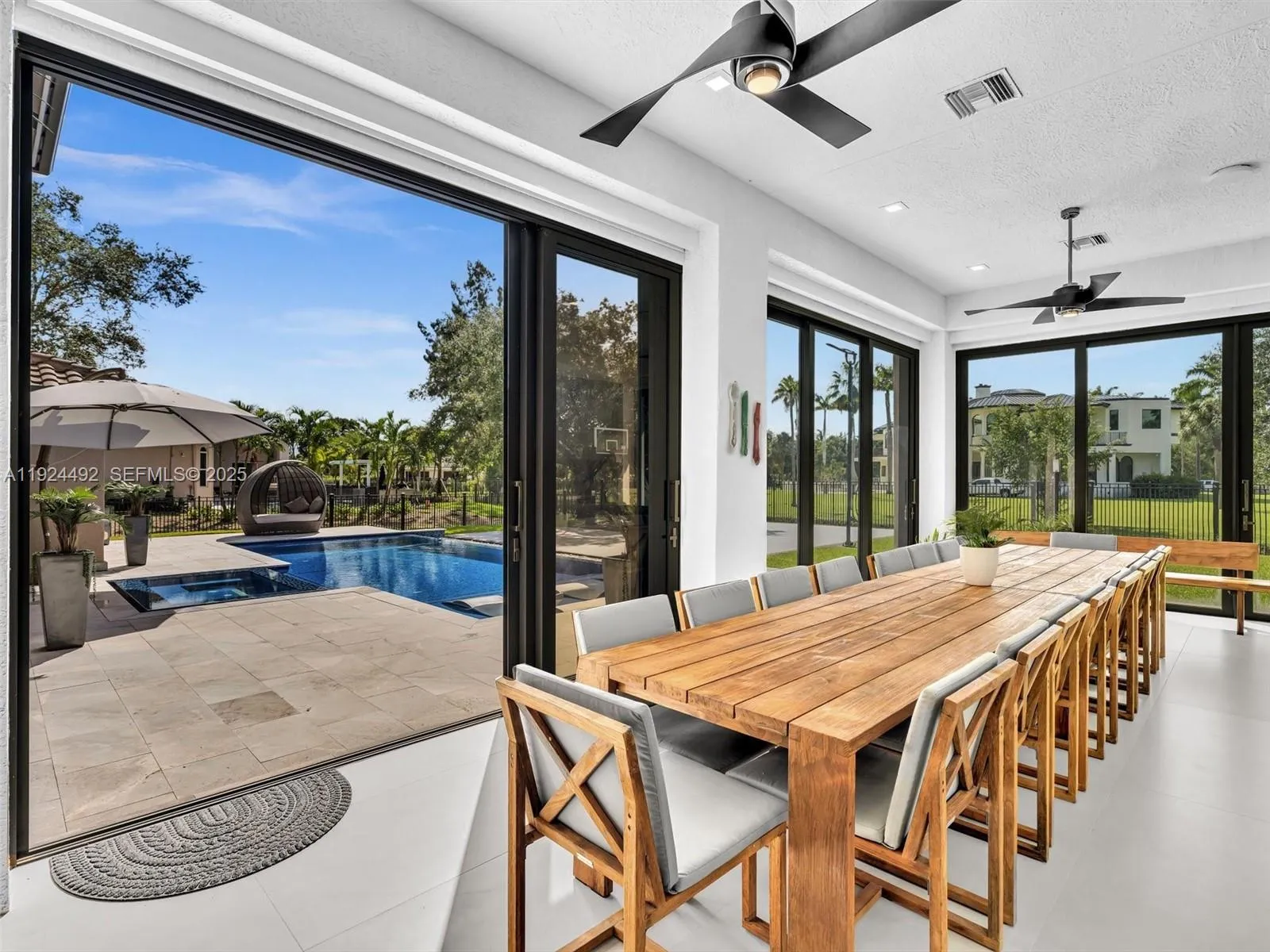 1021 Nw 115th Ave, Plantation, Florida 33323, Plantation, Florida 33323, 6 Bedrooms Bedrooms, ,5 BathroomsBathrooms,Residential,For Sale,1021 Nw 115th Ave, Plantation, Florida 33323,A11924492