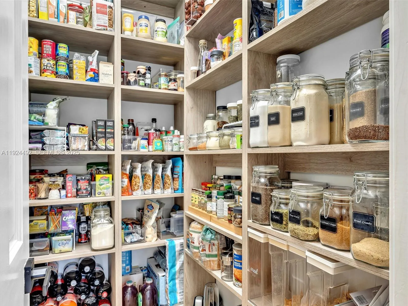 1021 Nw 115th Ave, Plantation, Florida 33323, Plantation, Florida 33323, 6 Bedrooms Bedrooms, ,5 BathroomsBathrooms,Residential,For Sale,1021 Nw 115th Ave, Plantation, Florida 33323,A11924492