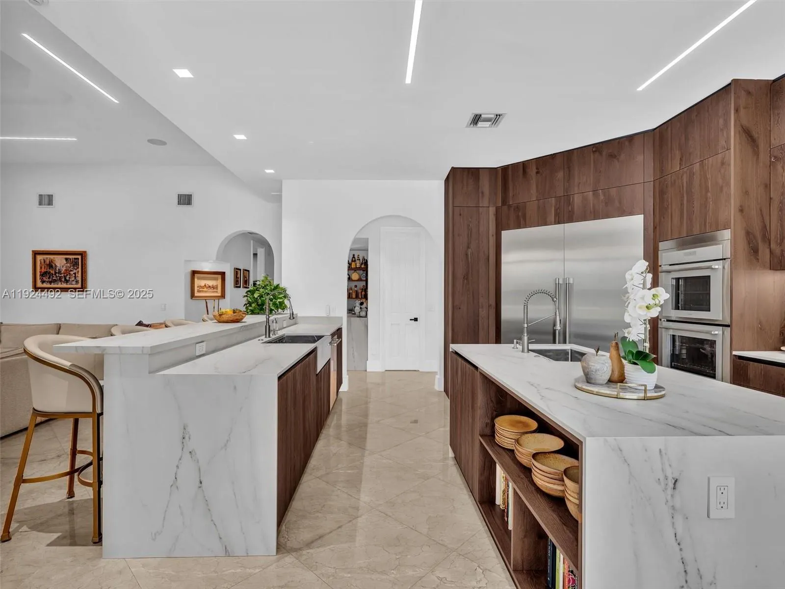 1021 Nw 115th Ave, Plantation, Florida 33323, Plantation, Florida 33323, 6 Bedrooms Bedrooms, ,5 BathroomsBathrooms,Residential,For Sale,1021 Nw 115th Ave, Plantation, Florida 33323,A11924492