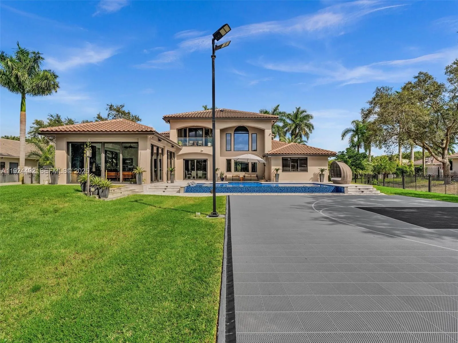 1021 Nw 115th Ave, Plantation, Florida 33323, Plantation, Florida 33323, 6 Bedrooms Bedrooms, ,5 BathroomsBathrooms,Residential,For Sale,1021 Nw 115th Ave, Plantation, Florida 33323,A11924492