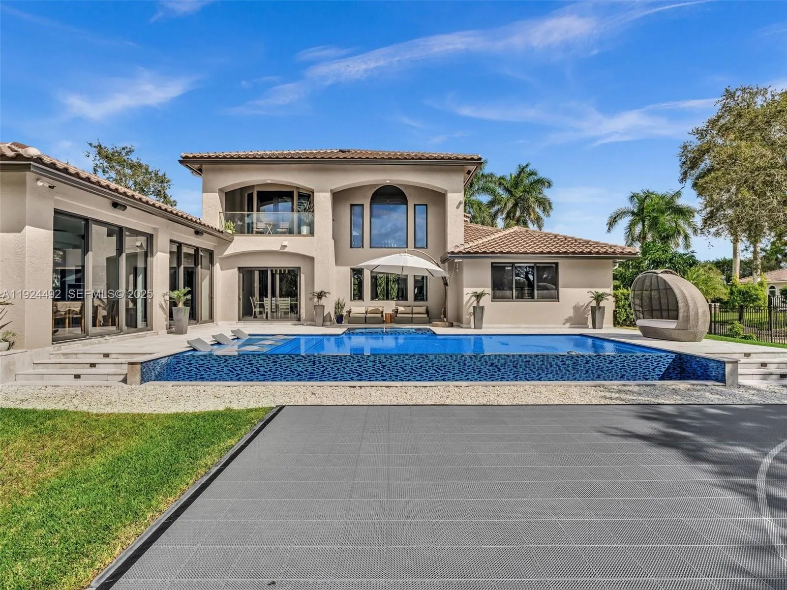 1021 Nw 115th Ave, Plantation, Florida 33323, Plantation, Florida 33323, 6 Bedrooms Bedrooms, ,5 BathroomsBathrooms,Residential,For Sale,1021 Nw 115th Ave, Plantation, Florida 33323,A11924492