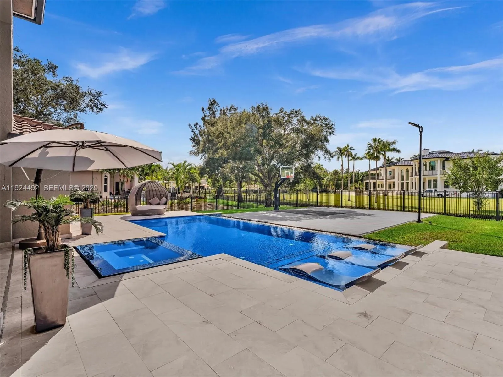 1021 Nw 115th Ave, Plantation, Florida 33323, Plantation, Florida 33323, 6 Bedrooms Bedrooms, ,5 BathroomsBathrooms,Residential,For Sale,1021 Nw 115th Ave, Plantation, Florida 33323,A11924492