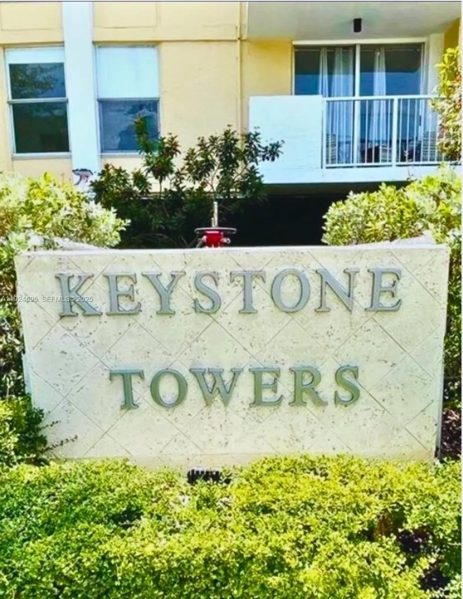 2020 Ne 135 St 903, North Miami, Florida 33181, North Miami, Florida 33181, 2 Bedrooms Bedrooms, ,2 BathroomsBathrooms,Residential Lease,For Rent,2020 Ne 135 St 903, North Miami, Florida 33181,A11924695