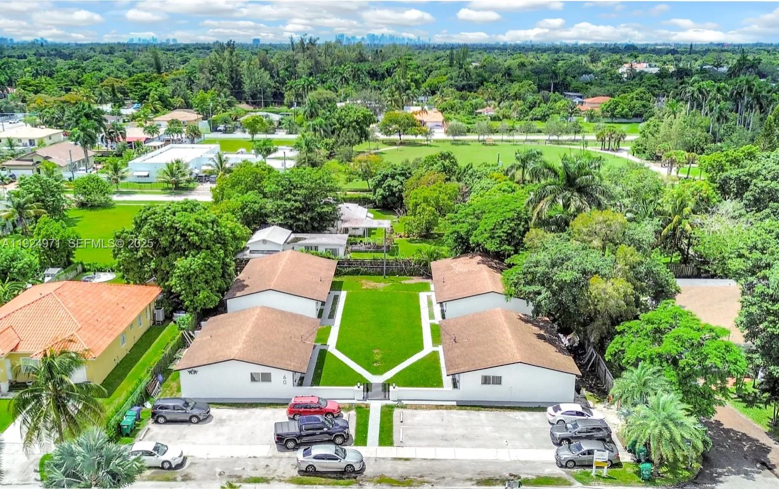 60 Nw 161st St, Miami, Florida 33169, Miami, Florida 33169, ,Commercial Sale,For Sale,60 Nw 161st St, Miami, Florida 33169,A11924971