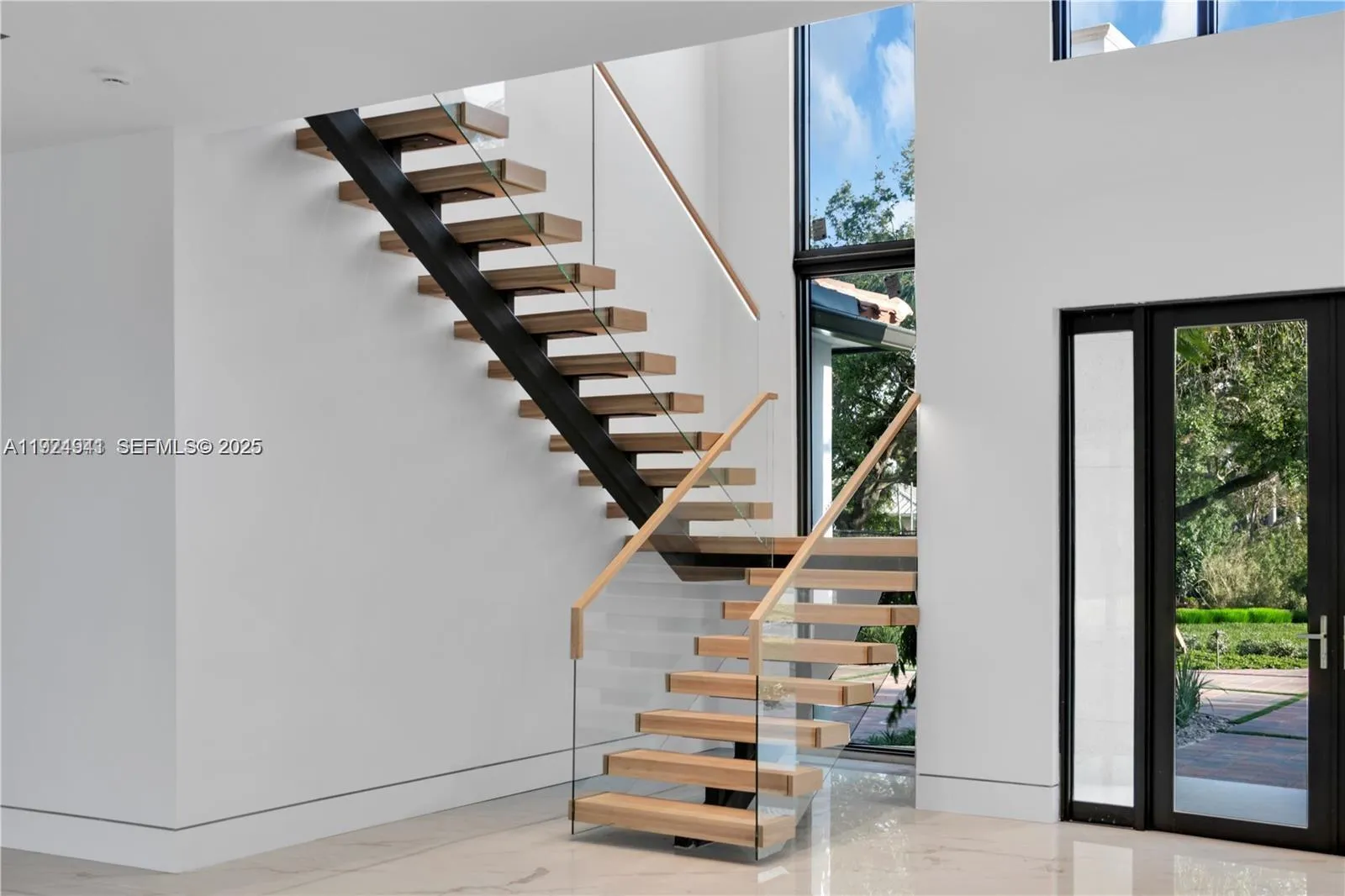 5903 Sw 54th Ct, Davie, Florida 33314, Davie, Florida 33314, 5 Bedrooms Bedrooms, ,6 BathroomsBathrooms,Residential,For Sale,5903 Sw 54th Ct, Davie, Florida 33314,A11924941