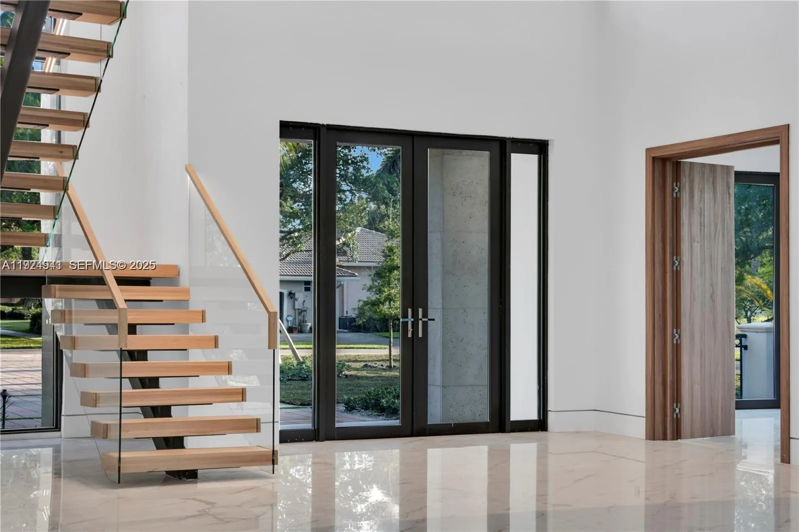 5903 Sw 54th Ct, Davie, Florida 33314, Davie, Florida 33314, 5 Bedrooms Bedrooms, ,6 BathroomsBathrooms,Residential,For Sale,5903 Sw 54th Ct, Davie, Florida 33314,A11924941