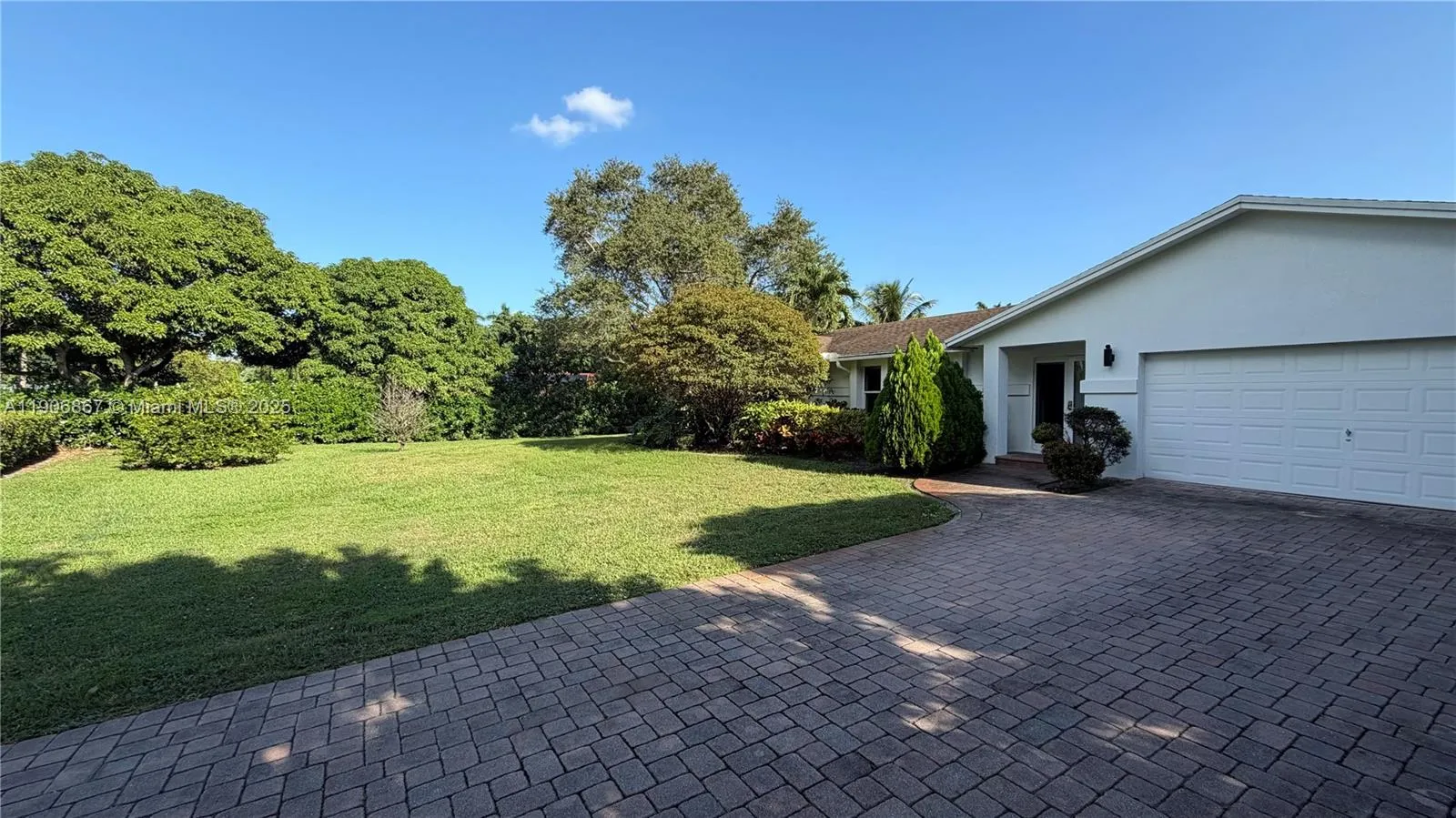 11030 Sw 42nd Ct, Davie, Florida 33328, Davie, Florida 33328, 3 Bedrooms Bedrooms, ,2 BathroomsBathrooms,Residential,For Sale,11030 Sw 42nd Ct, Davie, Florida 33328,A11906867