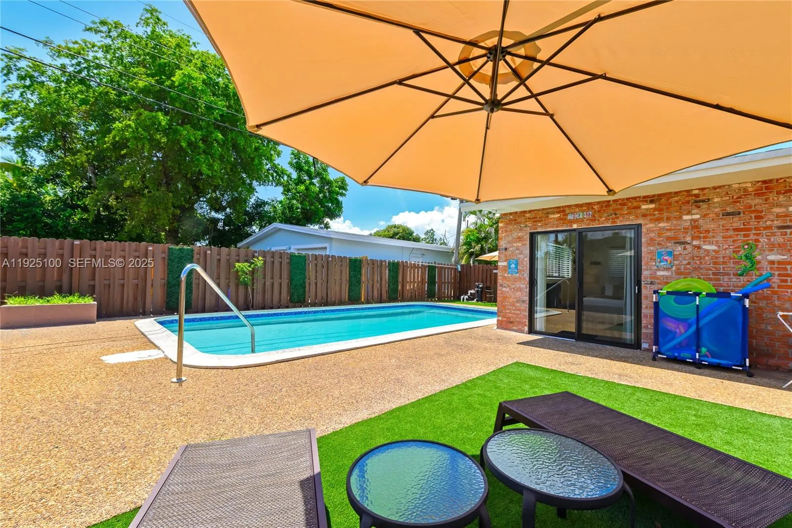 1204 Ne 7th St, Pompano Beach, Florida 33060, Pompano Beach, Florida 33060, 3 Bedrooms Bedrooms, ,2 BathroomsBathrooms,Residential Lease,For Rent,1204 Ne 7th St, Pompano Beach, Florida 33060,A11925100 1204 Ne 7th St, Pompano Beach, Florida 33060, Pompano Beach, Florida 33060, 3 Bedrooms Bedrooms, ,2 BathroomsBathrooms,Residential Lease,For Rent,1204 Ne 7th St, Pompano Beach, Florida 33060,A11925100