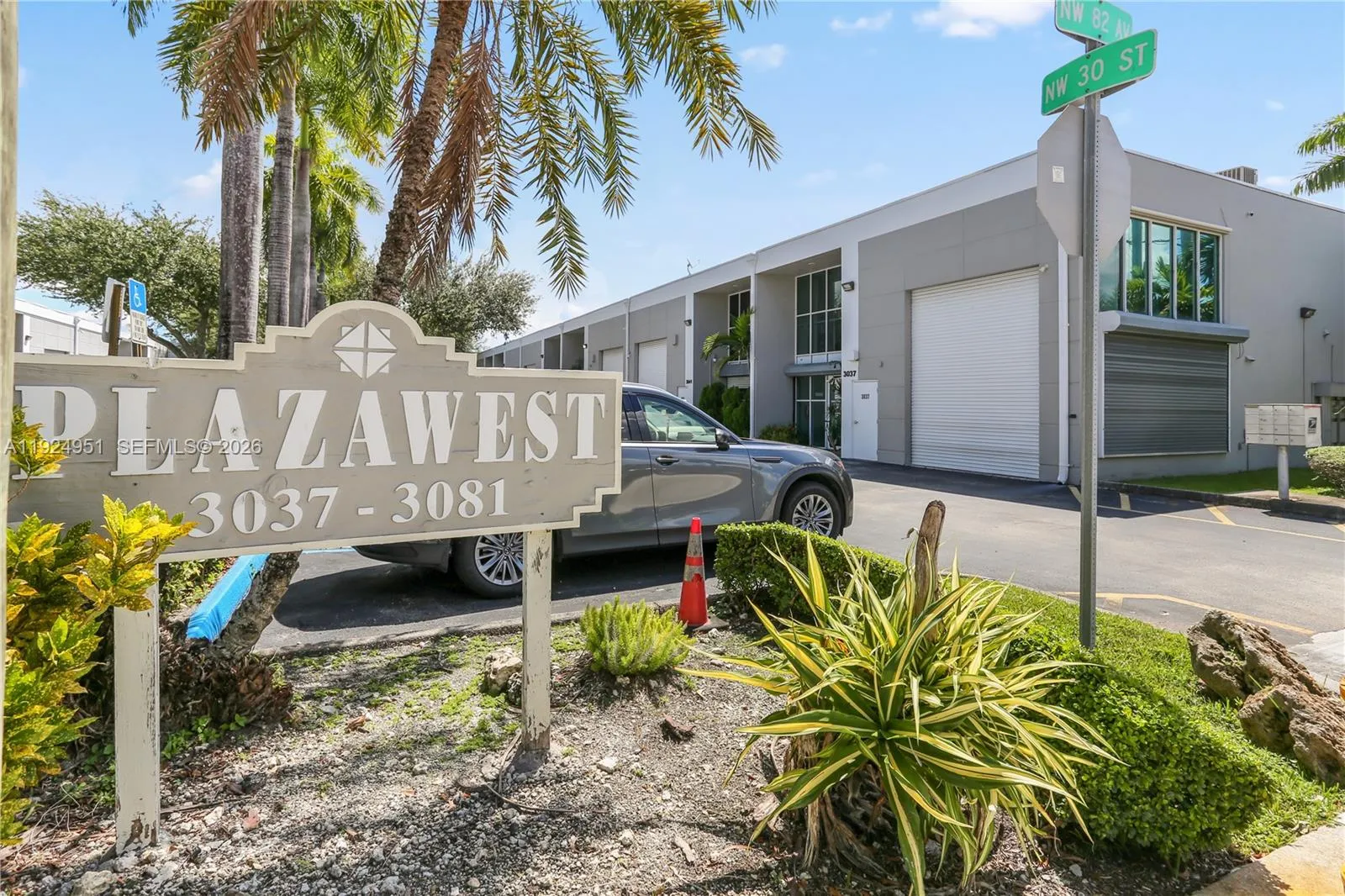 3053 Nw 82nd Ave 3053, Doral, Florida 33122, Doral, Florida 33122, ,Commercial Lease,For Rent,3053 Nw 82nd Ave 3053, Doral, Florida 33122,A11924951